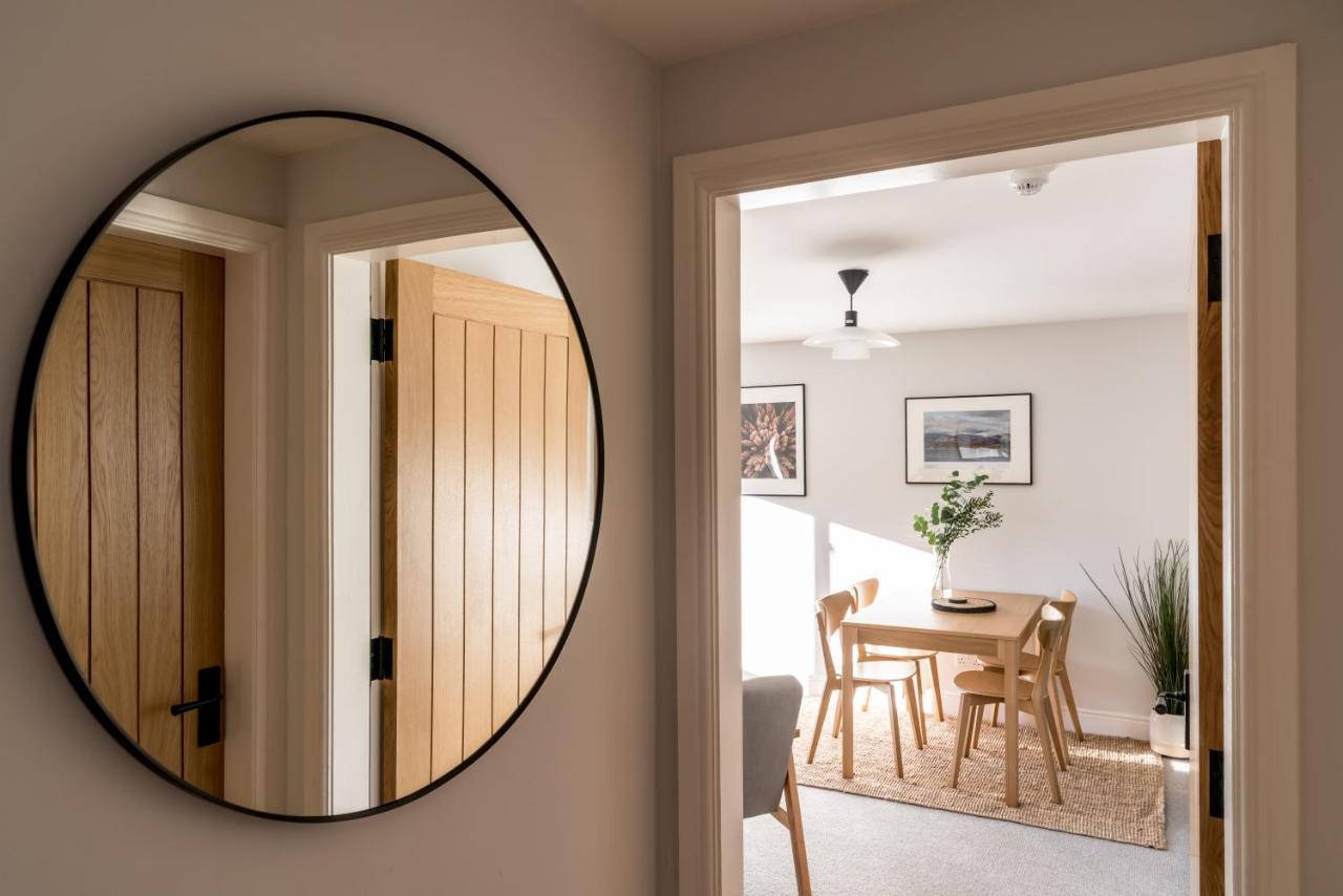 Appartamento No. 5 The Court-With Free Parking Windermere Esterno foto