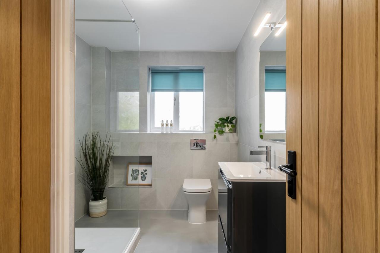 Appartamento No. 5 The Court-With Free Parking Windermere Esterno foto